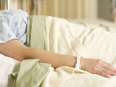 Γέννησε ενώ ήταν σε κώμα επί τέσσερις μήνες