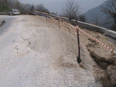 Καθίζηση στο Άνω Αναβρυτό Μεγαλόπολης