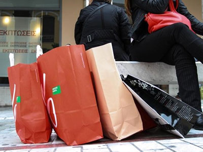 Πάτρα: Ανοικτά σήμερα τα καταστήματα του κέντρου