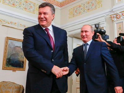 Ο Γιανουκόβιτς ζήτησε από τη Ρωσία να στείλει στρατεύματα στο ουκρανικό έδαφος