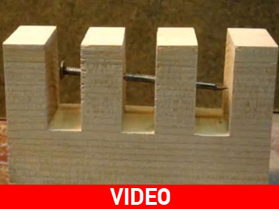 Ένα απίθανο τρικ: Πώς κάρφωσε την πρόκα;