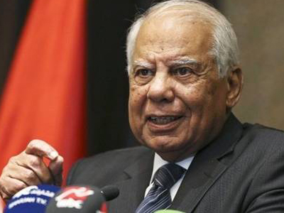 Παραιτήθηκε η αιγυπτιακή κυβέρνηση ενόψει των εκλογών του Απριλίου Παραιτήθηκε η αιγυπτιακή κυβέρνηση ενόψει των εκλογών του Απριλίου