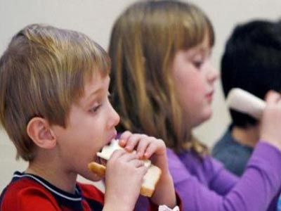 Δωρεάν γεύμα για μαθητές σε 290 δημοτικά σχολεία