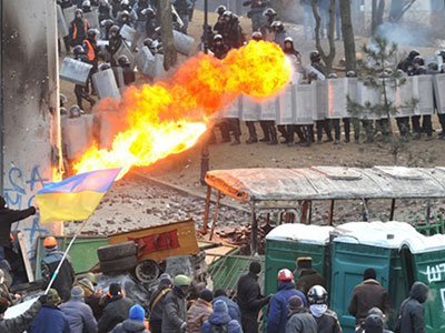 Ουκρανία: Τα απειλητικά sms της κυβέρνησης στους διαδηλωτές