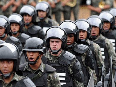 Βραζιλία: 100.000 αστυνομικοί θα εγγυηθούν την ασφάλεια του Μουντιάλ