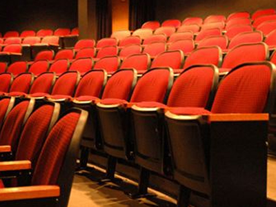 Εξάμηνη παράταση για την αδειοδότηση των θεάτρων