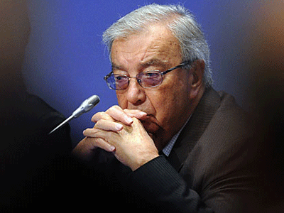 Η Ρωσία δίνει αγώνα για την πολιτική διευθέτηση της ουκρανικής κρίσης