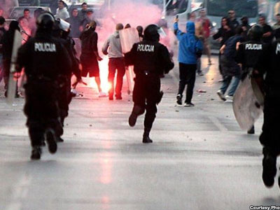 Δύο συλλήψεις στη Βοσνία για εμπρησμό