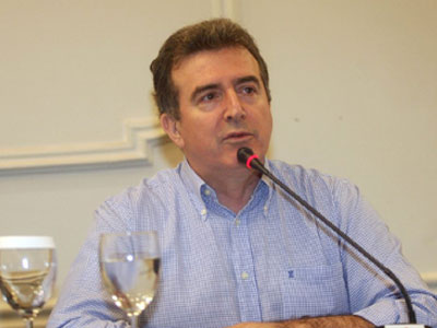 Στην Κεφαλονιά ο Χρυσοχοΐδης