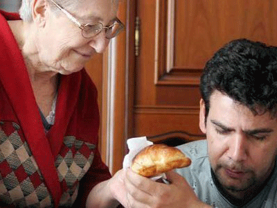 Οι μισοί νέοι στην Ιταλία ζουν με τους γονείς τους