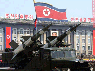 Η Βόρεια Κορέα εκτόξευσε δύο πυραύλους Η Βόρεια Κορέα εκτόξευσε δύο πυραύλους