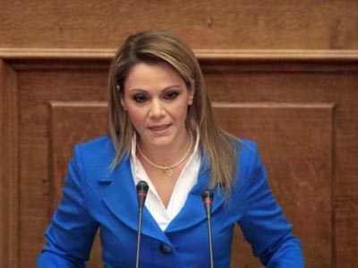 H Μίκα Ιατρίδου στη Ζούγκλα