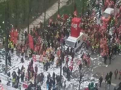 Συγκρούσεις μεταξύ λιμενεργατών και αστυνομίας στις Βρυξέλλες