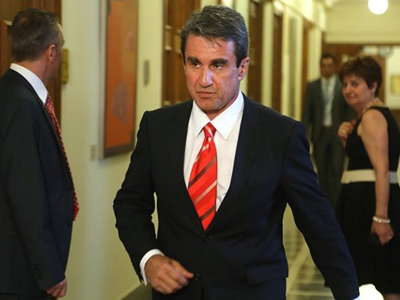 Οι «αιώνιοι φοιτητές» στη συνάντηση Λοβέρδου με τους πρυτάνεις