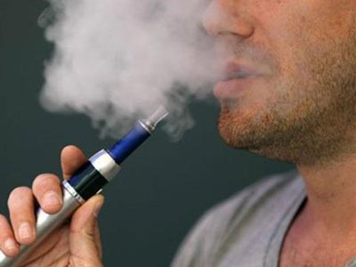 Το ηλεκτρονικό τσιγάρο δέχεται νέες ανυπόστατες κατηγορίες‏