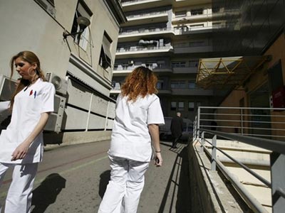 Σε διαθεσιμότητα γιατροί πρώην νοσοκομείων του ΙΚΑ