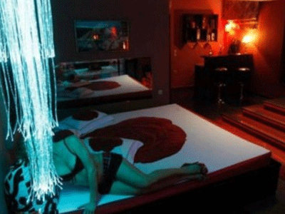 Οκτώ συλλήψεις σε οίκους ανοχής στο κέντρο της Αθήνας