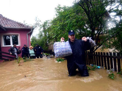 Σερβία: 1.700 σπίτια μη κατοικήσιμα