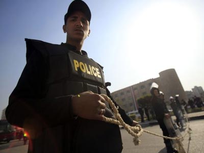 Ελεύθερος αφέθηκε γνωστός μπλόγκερ και ακτιβιστής στην Αίγυπτο