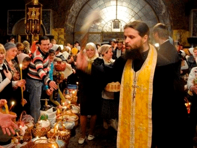 Η Ανάσταση του Κυρίου ένωσε τους Ουκρανούς