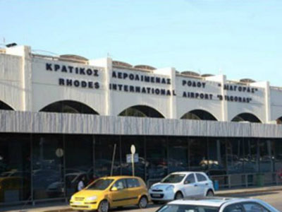 Ρόδος: Προσγειώθηκε η πρώτη πτήση τσάρτερ από Κωνσταντινούπολη