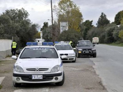 Μενίδι: 13 συλλήψεις και 52 προσαγωγές σε επιχείρηση της ΕΛΑΣ