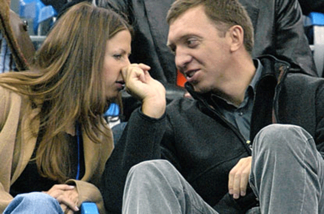 O Όλεγκ Ντεριπάσκα και η γυναίκα του Πωλίνα 