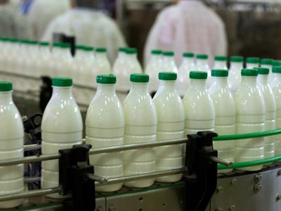 «Φρέσκο» γάλα 10 ημέρων η νέα πρόταση του Κ. Χατζηδάκη