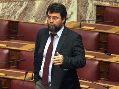 Θύμα τροχαίου ο Βασίλης Οικονόμου