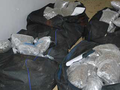 Πρέβεζα: Μπλόκο στη μεταφορά 180 κιλών χασίς