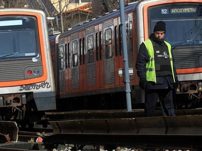 Έληξε ο συναγερμός της ΕΛΑΣ για το ύποπτο κουτί