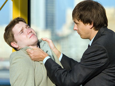 Οι συνεχείς καυγάδες φέρνουν πρόωρο θάνατο σε άνδρες και άνεργους