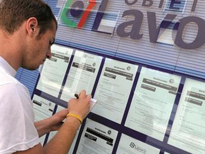Ιταλία: Στο 12,7% η ανεργία