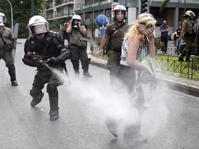 Ο πόλεμος της…ορθοχλωροβενζαμαλονονιτρίλη(C5)