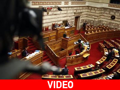 Αντιδράσεις από ΣΥΡΙΖΑ και Χ.Α. για την απαγόρευση εισόδου πολιτών στη Βουλή