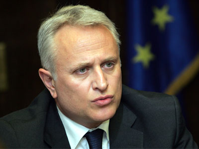 Επανέρχεται στο θέμα των ταξί ο Ραγκούσης