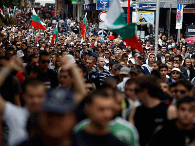 Βουλγαρία: Ποντίκια υπολογιστών θα πετάξουν στη Βουλή διαδηλωτές