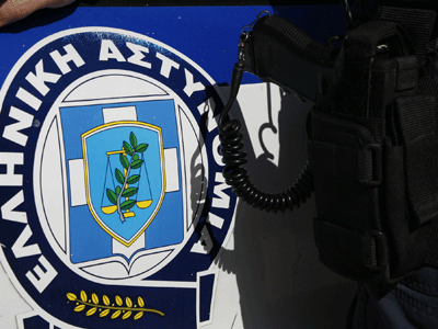 Μπήκαν στο ΙΚΑ για να κλέψουν… κινητό