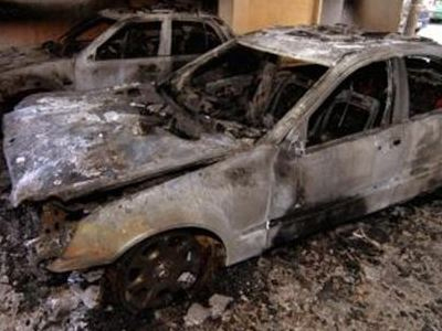 Ι.Χ τυλίχθηκε στις φλόγες μετά από τροχαίο