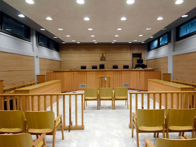 Απέχουν από τα καθήκοντά τους οι δικηγόροι της Καλαμάτας