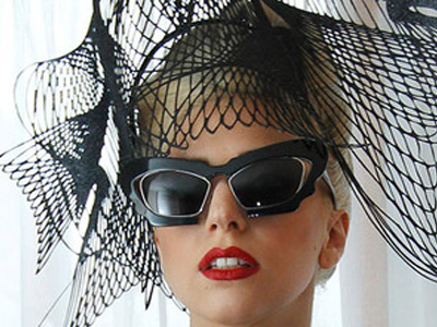 Πόσοι… ακολουθούν την Lady GaGa;