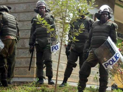 Φονική ενέδρα για αστυνομικούς στην Κένυα