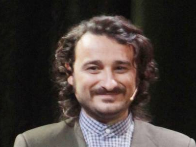 Τι σχέση έχει με τα φαντάσματα;