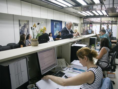 “Ναι” της Βουλής στο νέο Πειθαρχικό Δίκαιο των δημοσίων υπαλλήλων