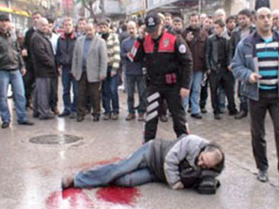 Καταδικάζουν τη δολοφονία του δημοσιογράφου