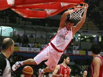 Πανιώνιος: Τελειώνει αύριο του Έρτσεγκ