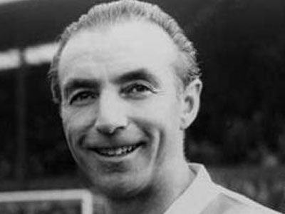 Πουλήθηκαν σε δημοπρασία τα παπούτσια του Μάθιους