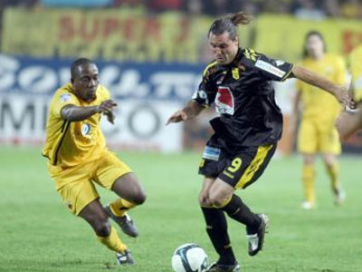 Άρης: «Αγώνας δρόμου» για Φερνάντες