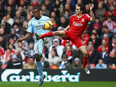 Όλα τα φώτα στο «Άνφιλντ»