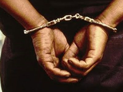 Συλλήψεις για κατοχή και διακίνηση ναρκωτικών στην Κρήτη